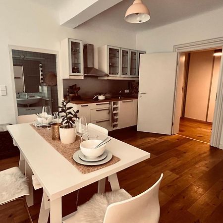 Apartment Am Schloss - Charme ساربروكن المظهر الخارجي الصورة
